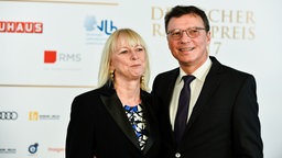 Volker Herres, Programmdirektor Erstes Deutsches Fernsehen, und seine Ehefrau © NDR Foto: Benjamin Hüllenkremer