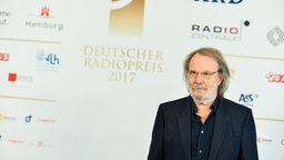 Musiker-Legende Benny Andersson (ABBA) auf dem Weg in die Elbphilharmonie © NDR Foto: Benjamin Hüllenkremer