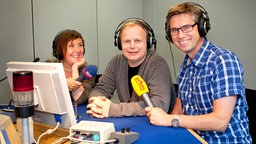 Interview für den Deutschen Radiopreis 2011 (v.li.): Kristina Bischoff (NDR 2), Herbert Grönemeyer, Holger Lachmann (104.6 RTL) © NDR/Anne Schönharting 