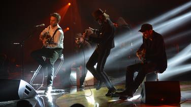 Udo Lindenberg mit Clueso (li.) live beim Deutschen Radiopreis 2012. © Marco Maas 