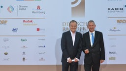 Frank Plasberg und Lutz Marmor auf dem Roten Teppich © NDR Foto: fotografirma