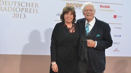 Sabine Rossbach und Carlo von Tiedemann auf dem Roten Teppich © NDR Foto: fotografirma