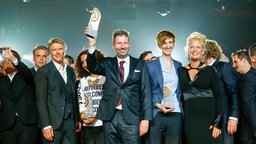 Gruppenfoto zum Abschluss der Radiopreis-Gala 2015. © NDR Foto: Philipp Szyza