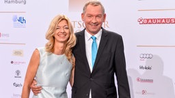 Lutz Marmor und seine Frau beim Deutschen Radiopreis  © NDR Foto: Benjamin Hüllenkremper