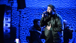 Musiker Adel Tawil bei der Eröffnung der Radiopreis-Gala in der Elbphilharmonie in Hamburg. © Deutscher Radiopreis Foto: Benjamin Hüllenkremer