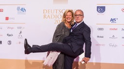 Hubertus Meyer-Burckhardt und seine Frau Dorothee beim Deutschen Radiopreis 2018. © Deutscher Radiopreis / Benjamin Hüllenkremer Foto: Benjamin Hüllencremer