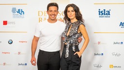 Sänger Nico Santos und Sängerin Lena Meyer-Landrut auf dem Roten Teppich beim Deutschen Radiopreis 2019. © Deutscher Radiopreis / Benjamin Hüllenkremer Foto: Benjamin Hüllenkremer