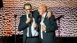 Ralf Zinnow und Christoph Lemmer gewinnen den Deutschen Radiopreis 2019 für den besten Podcast. © Deutscher Radiopreis / Benjamin Hüllenkremer Foto: Benjamin Hüllenkremer