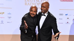 Yared Dibaba mit seinem Bruder Benjamin beim Radiopreis. Foto: Benjamin Hüllenkremer