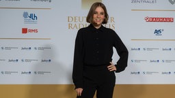 Charlotte Oelschlegel, nominiert in der Kategorie "Beste/r Newcomer" 2020 © Deutscher Radiopreis / Benjamin Hüllenkremer Foto: Benjamin Hüllenkremer