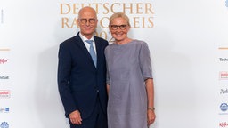 Peter Tschentscher und Ehefrau Eva-Maria beim Deutschen Radiopreis 2023 © Deutscher Radiopreis / Benjamin Hüllenkremer Foto: Benjamin Hüllenkremer