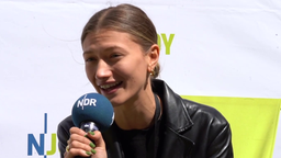 Sängerin Leony (Screenshot) © Deutscher Radiopreis 
