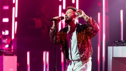 Calum Scott auf der Bühne des Deutschen Radiopreises 2023 Calum Scott auf der Bühne des Deutschen Radiopreises 2023 © Deutscher Radiopreis / Benjamin Hüllenkremer Foto: Benjamin Hüllenkremer